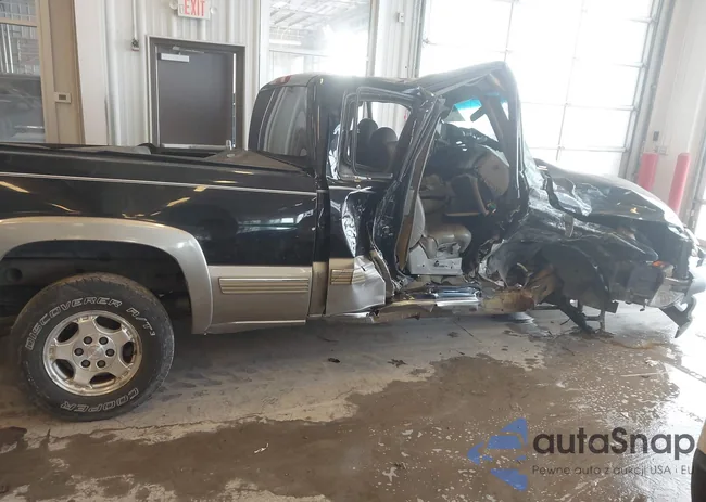 1GCEK19T61Z207122: 44153157