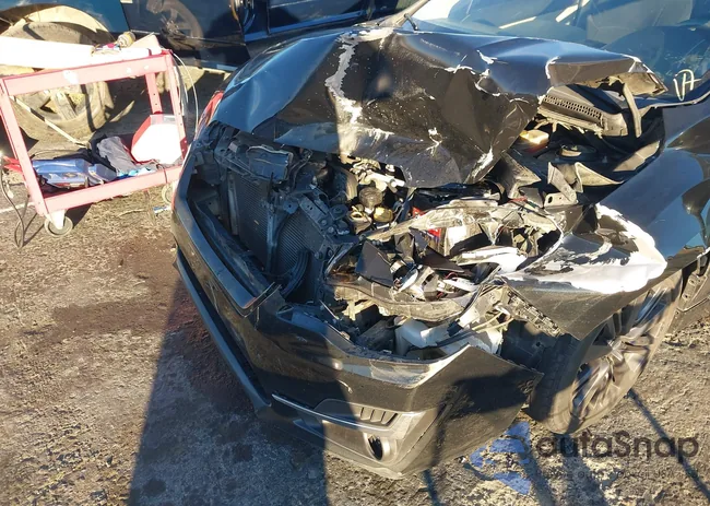 JF1GPAT64F8204378: 44153167