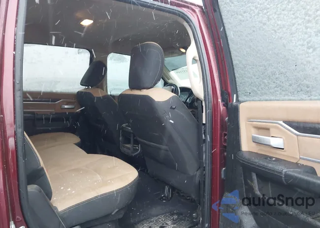 3C6UR5DL1LG196451: 44153169