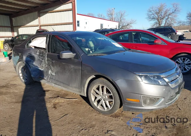 3FAHP0JG8CR352425: 44153204