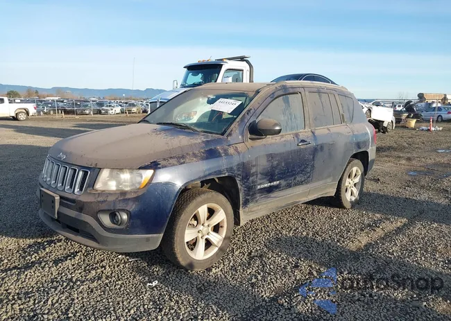 1C4NJCBA6CD634386: 44153245