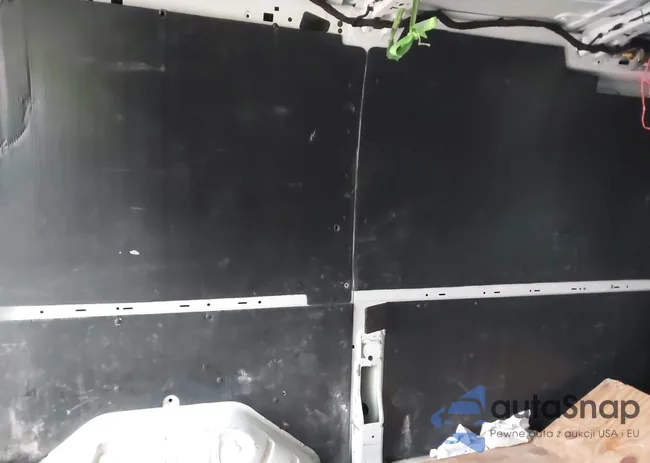 1FTYR1ZM1GKA13665: 44153350