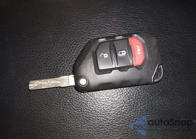 1C4HJXDG9NW243097: 44153353