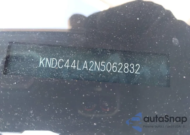 KNDC44LA2N5062832: 44153360