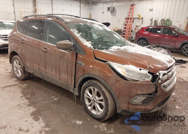 1FMCU0GD9HUE92053: 44153433