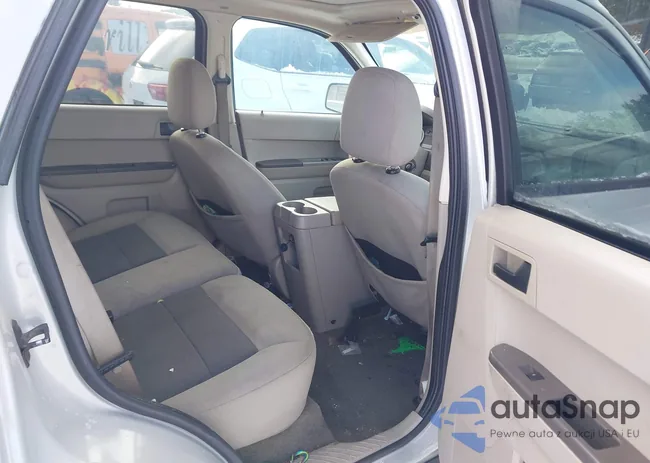 1FMCU93128KA05254: 44154492