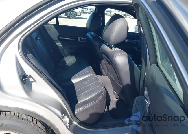 1LNHM86S35Y632462: 44154557