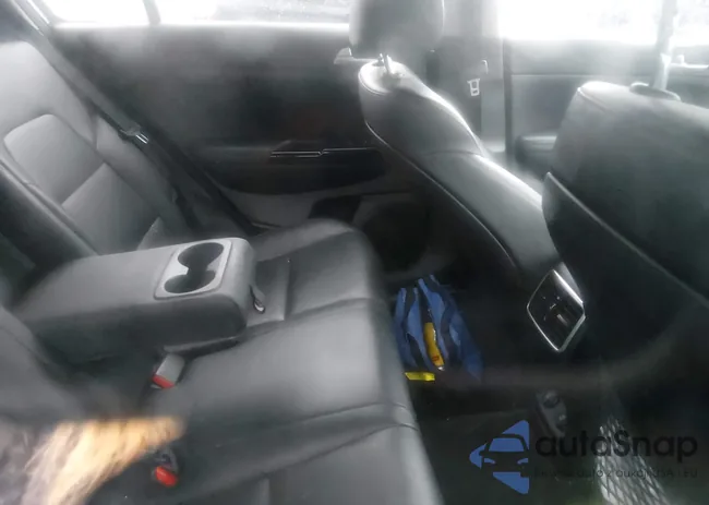 KNDPNCAC7J7389092: 44154558