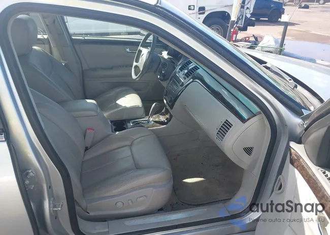 1G6KD57Y49U111360: 44154598