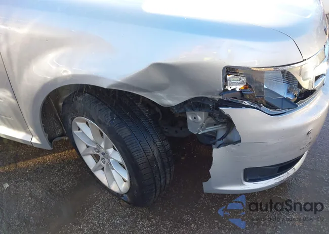 2FMGK5B8XDBD39972: 44154703