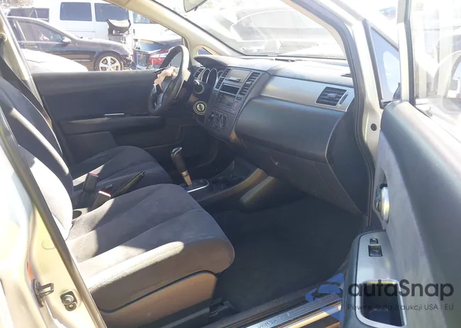 3N1BC11E77L447828: 44154704