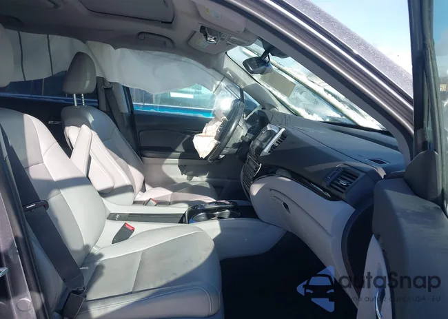 5FNYF6H90GB026326: 44154715