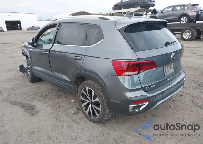 3VVWX7B2XNM041898: 44154774