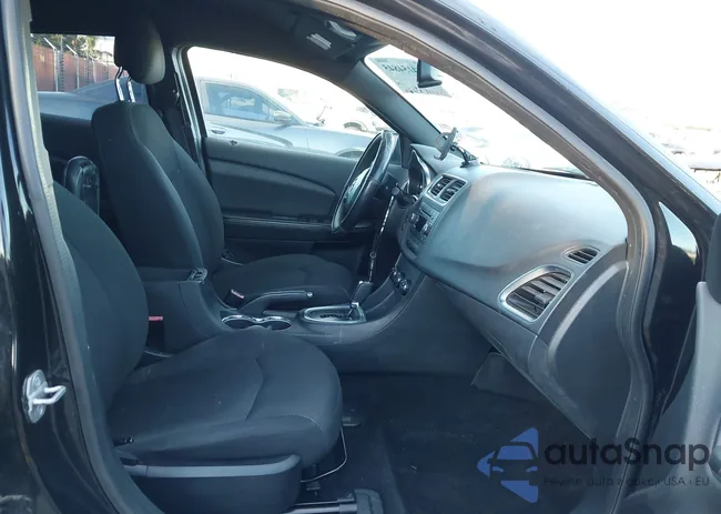 1C3CDZAG2CN260932: 44154845