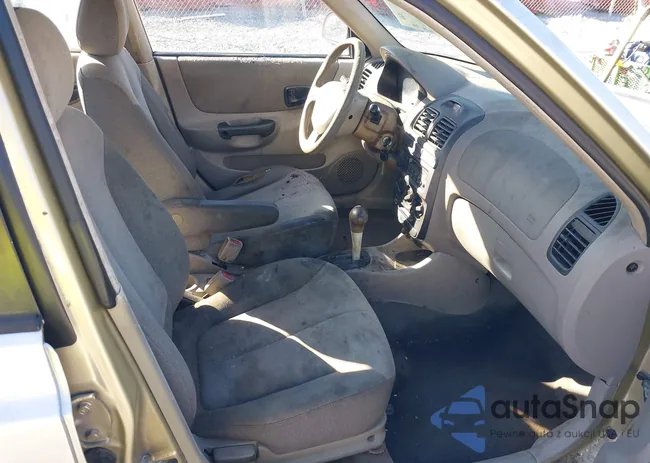 KMHCG45C52U402381: 44154863