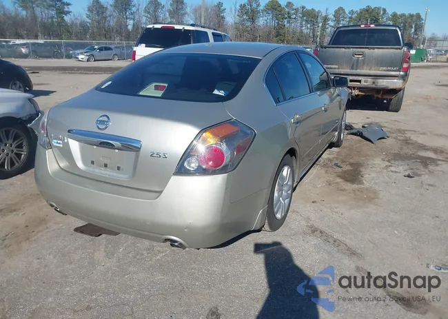 1N4AL2AP7AC169926: 44154887