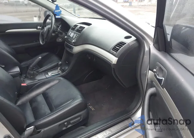 JH4CL96888C001637: 44155056