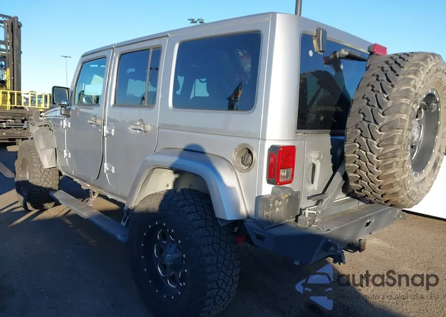 1C4HJWFG7DL678627: 44154169