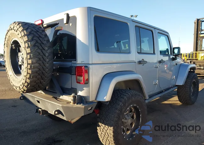 1C4HJWFG7DL678627: 44154169