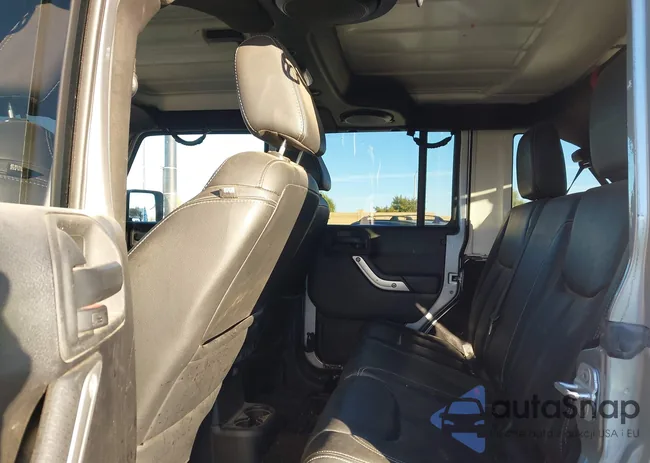 1C4HJWFG7DL678627: 44154169