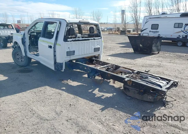 1FD8W3F62JEC08735: 44154221