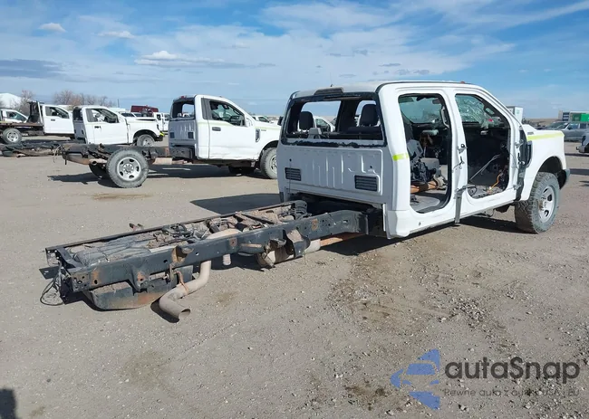 1FD8W3F62JEC08735: 44154221