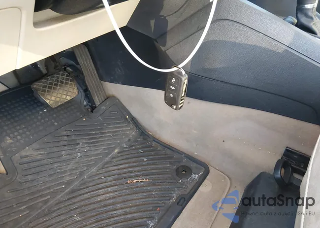 3VWLL7AJ1CM378461: 44154357