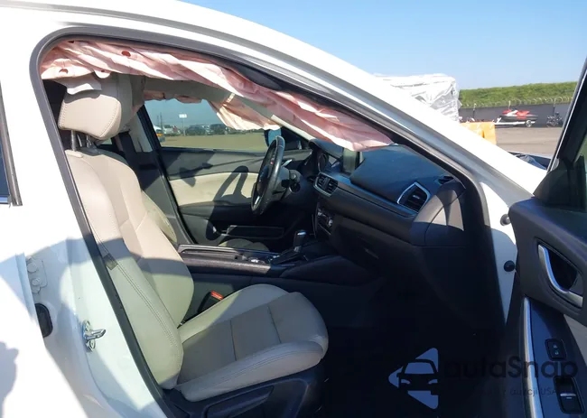 JM1GJ1V54G1432214: 44154430