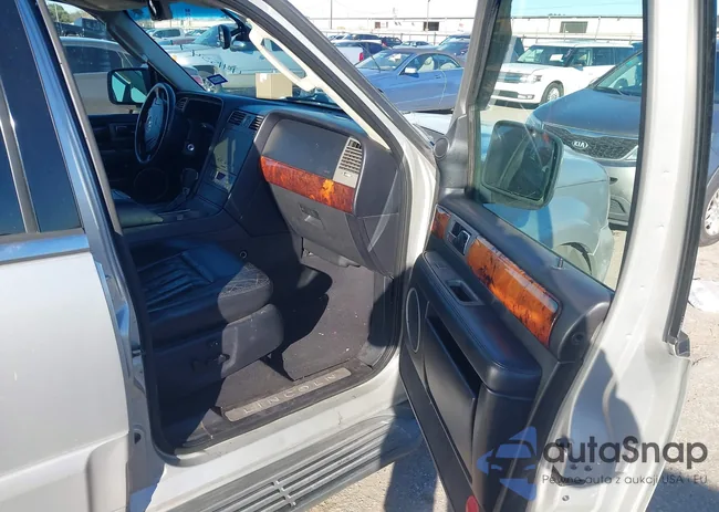 5LMFU27R83LJ45216: 44155477