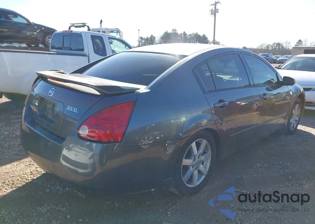 1N4BA41E95C835405: 44155544