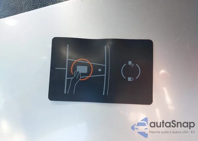 5YJ3E1EA7MF025877: 44155736