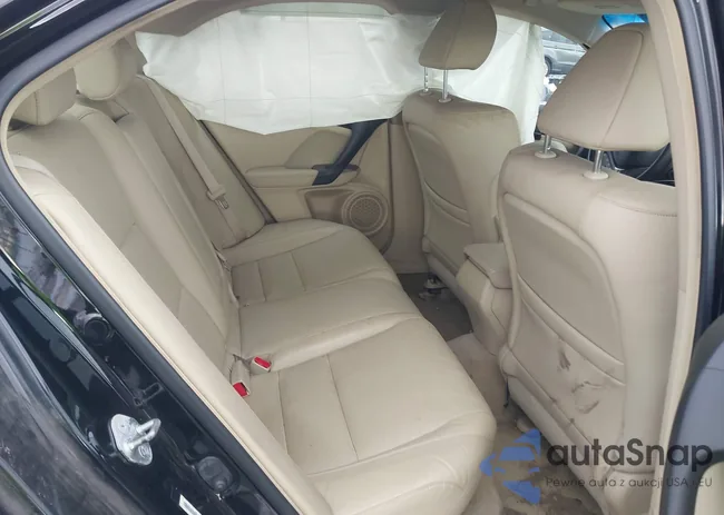 JH4CU26609C012443: 44155738