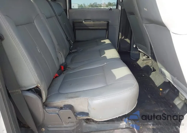 1FT7W2AT8CED06369: 44155944