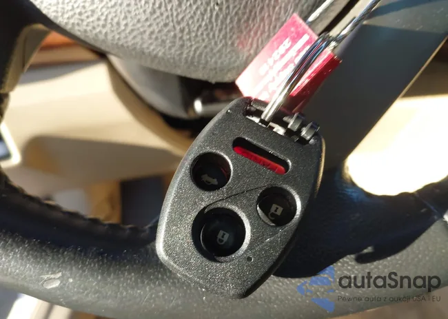 1HGCP2F84CA064947: 44155964