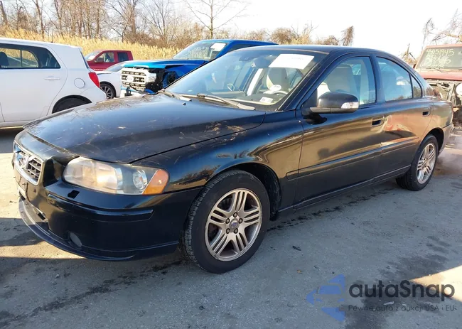 YV1RS592592724622: 44156007