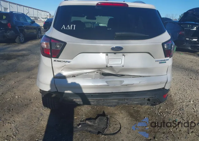 1FMCU0JD9HUC64983: 44155102