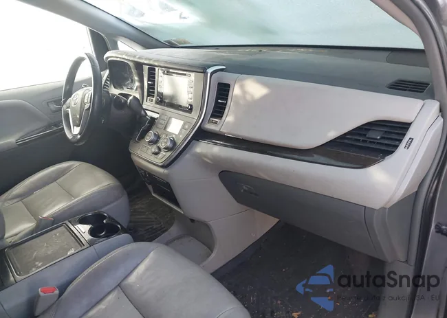 5TDYZ3DC9JS961709: 44155175