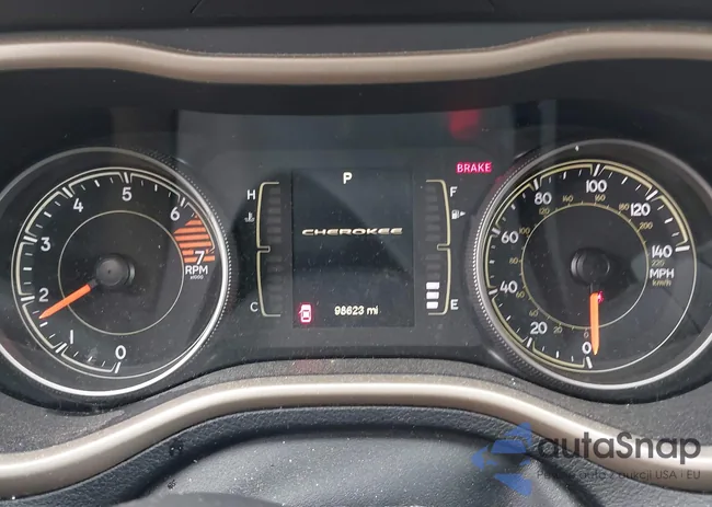 1C4PJLCB2JD604721: 44155178