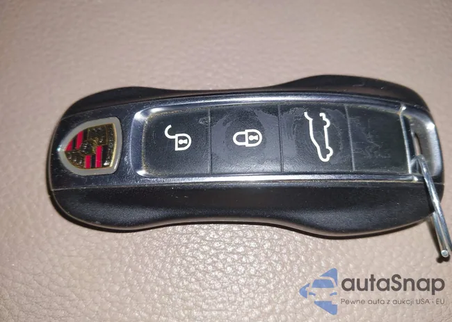 WP1AA2AY3KDA02403: 44155181