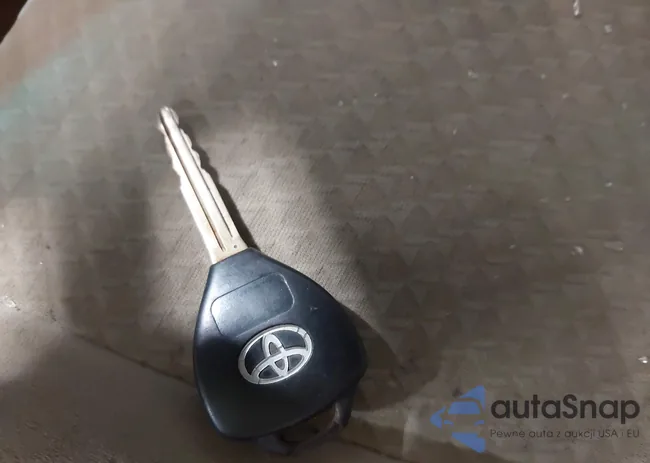 4T4BE46KX8R046399: 44155184