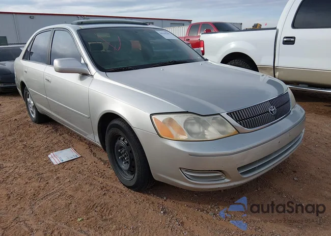 4T1BF28B3YU020493: 44155205