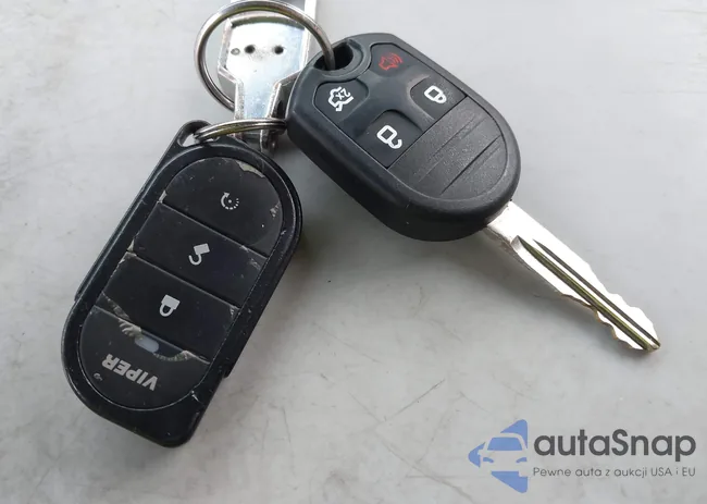 1FMHK7B85BGA53842: 44155226