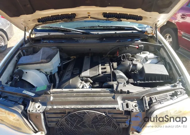 5UXFA13515LY13422: 44155260