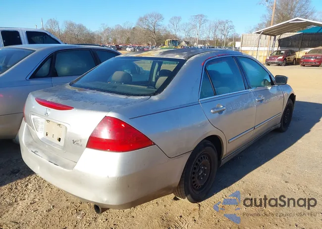 1HGCM56437A012870: 44155344