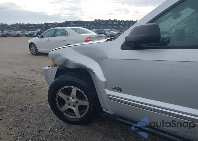 1J8GS48K06C322773: 44155349