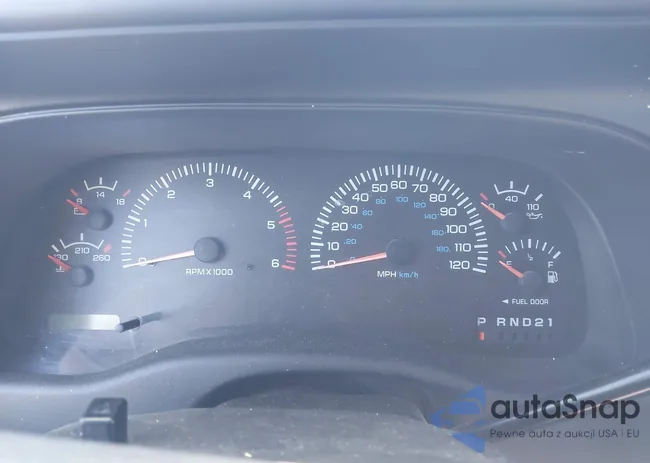 1B4HS28Y4WF165152: 44155352