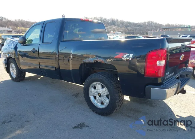 1GCSKSE38AZ111393: 44155448