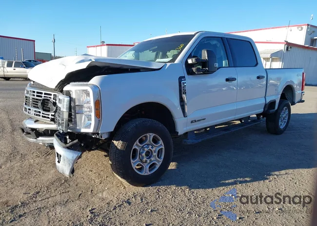 1FT7W2BT7TEC05600: 44156556