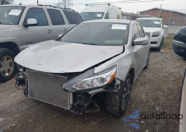 1N4AL3AP7JC185212: 44156570