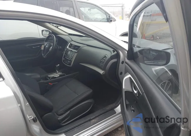 1N4AL3AP7JC185212: 44156570